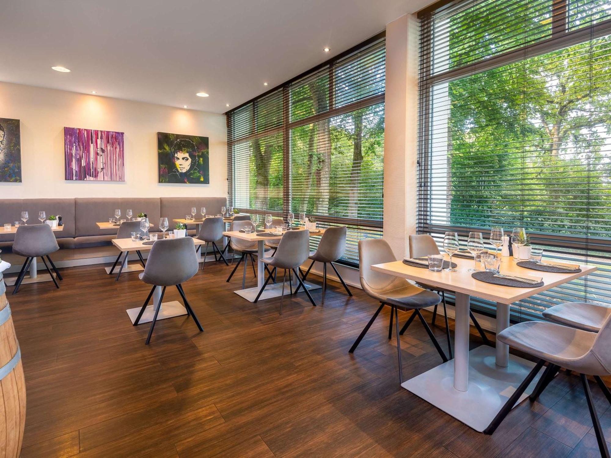 Mercure Hotel Bielefeld Johannisberg Экстерьер фото