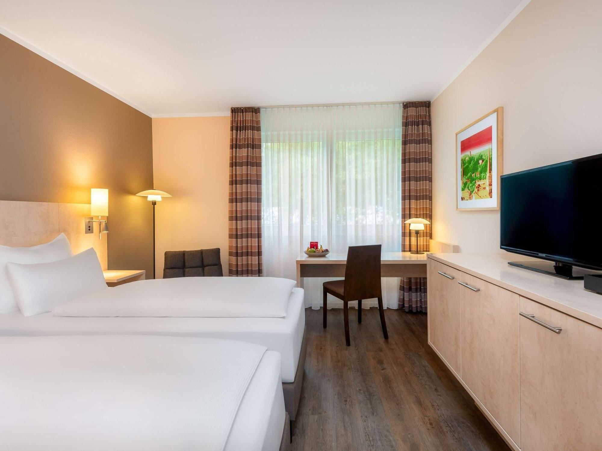 Mercure Hotel Bielefeld Johannisberg Экстерьер фото