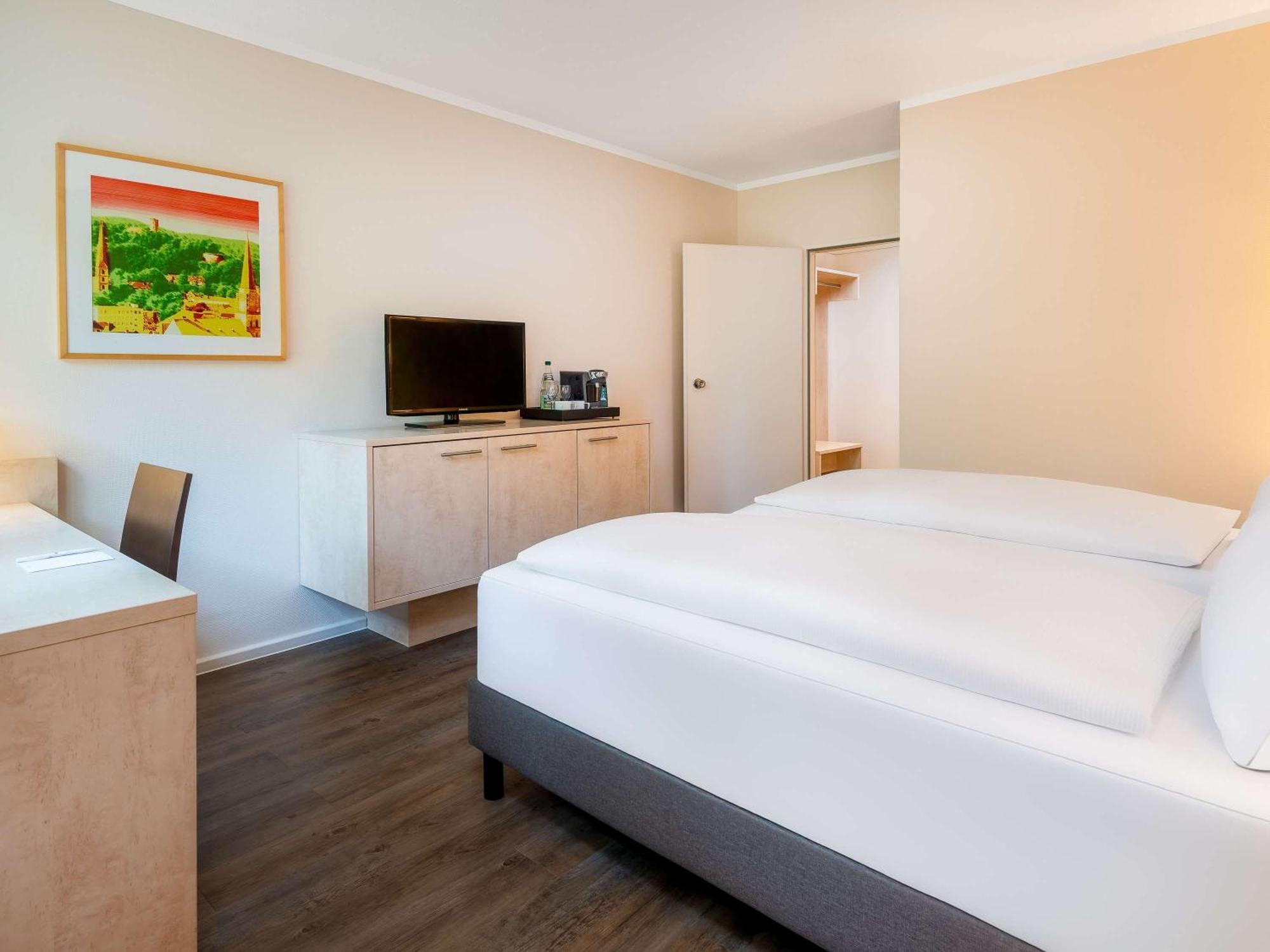 Mercure Hotel Bielefeld Johannisberg Экстерьер фото