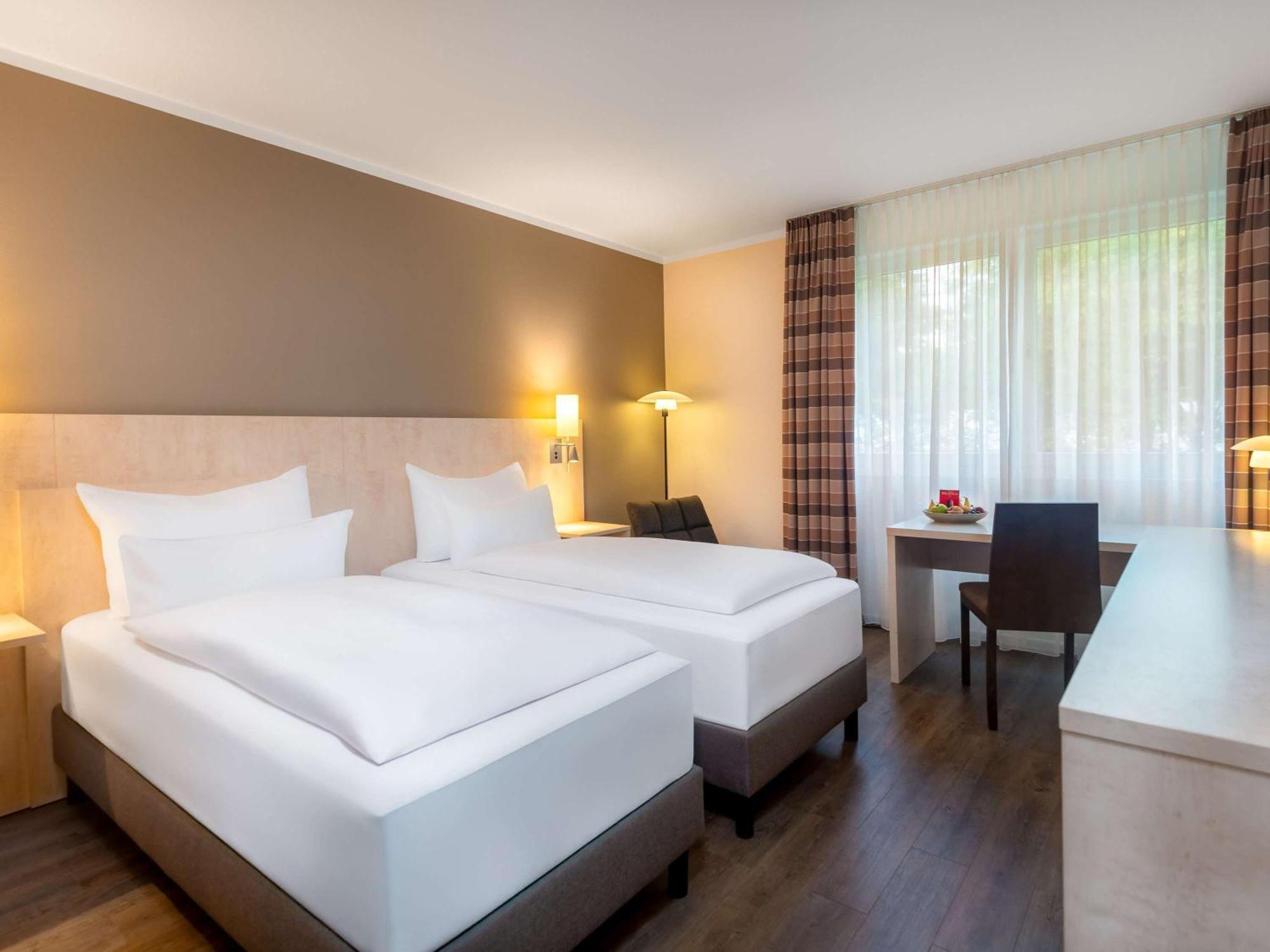 Mercure Hotel Bielefeld Johannisberg Экстерьер фото